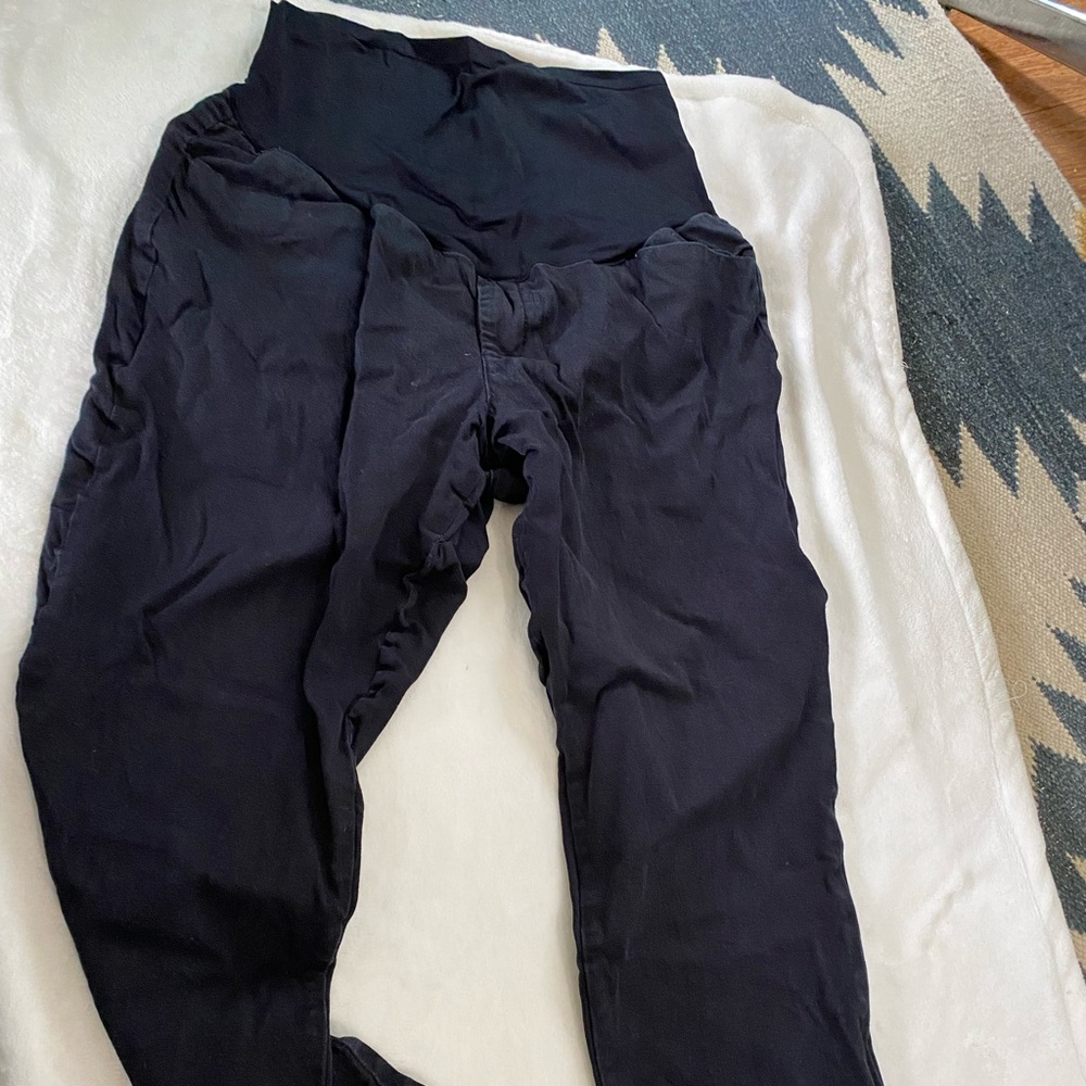 Black maternity Old Navy Pixie pants